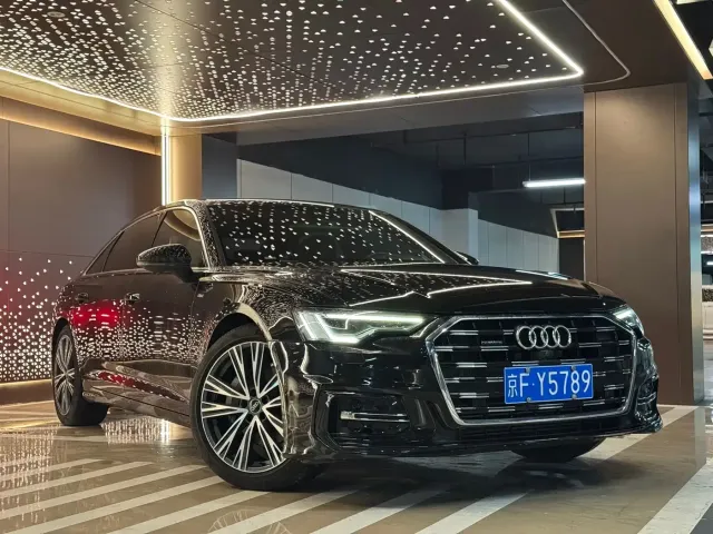 Audi Audi A6L 2023 45 TFSI quattro Premium Dynamic — Фото автомобиля 3