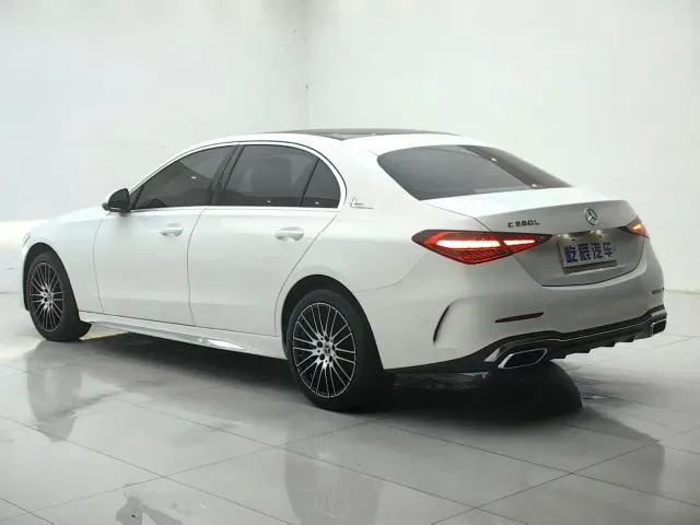 Mercedes-Benz C-Class — Фото автомобиля 4