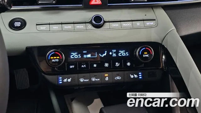Hyundai Avante CN7 — Фото автомобиля 28