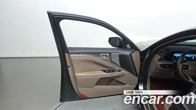 Kia K8 Hybrid — Фото автомобиля 13