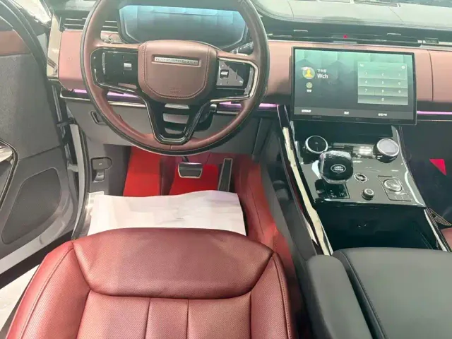 Land Rover Range Rover Sport — Фото автомобиля 11