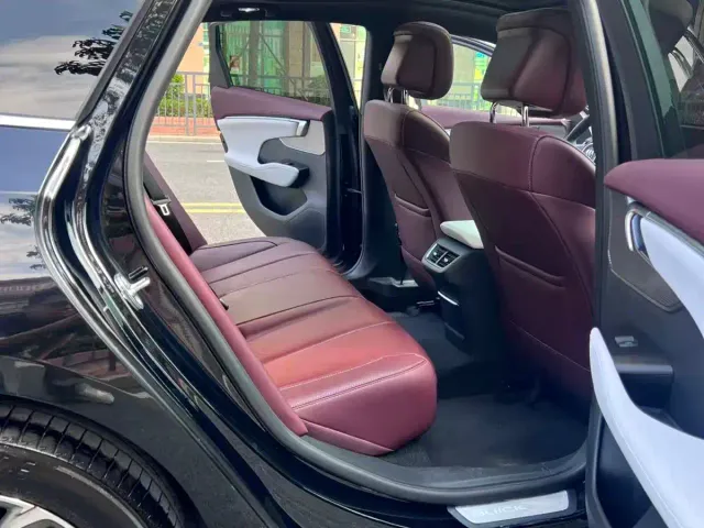 Buick LaCrosse — Фото автомобиля 9