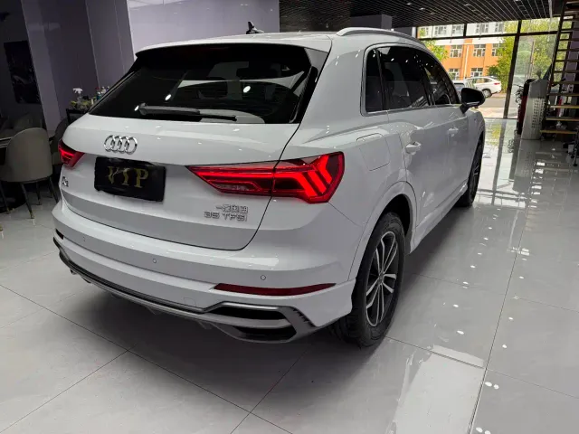 Audi Q3 — Фото автомобиля 4