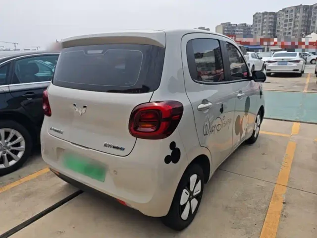 Wuling Hongguang Mini EV — Фото автомобиля 6