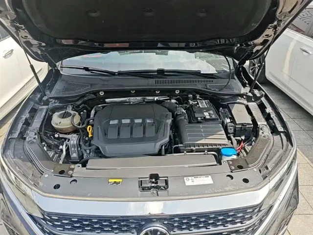 Volkswagen Passat — Фото автомобиля 19