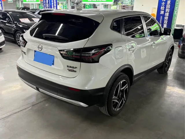 Nissan Qashqai — Фото автомобиля 8