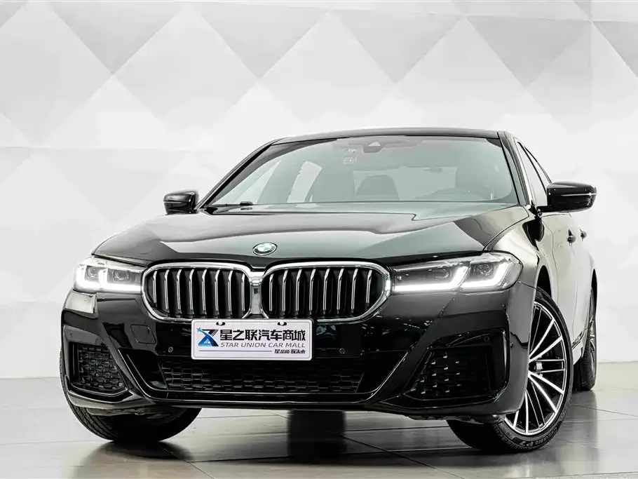 BMW BMW 5 Series 2022 Facelift 530Li Leading M Sport Package — Фото автомобиля 3