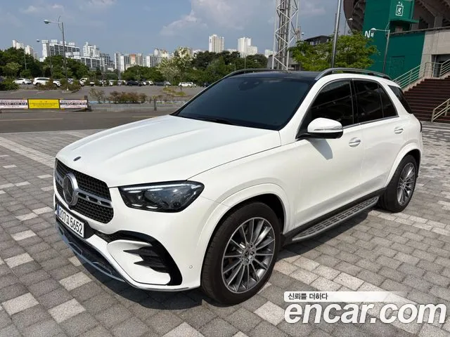Mercedes-Benz GLE-Class — Фото автомобиля 2