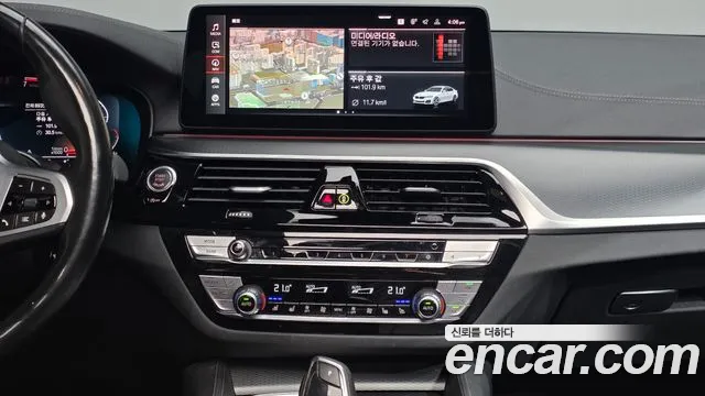 BMW 5 Series G30 — Фото автомобиля 19
