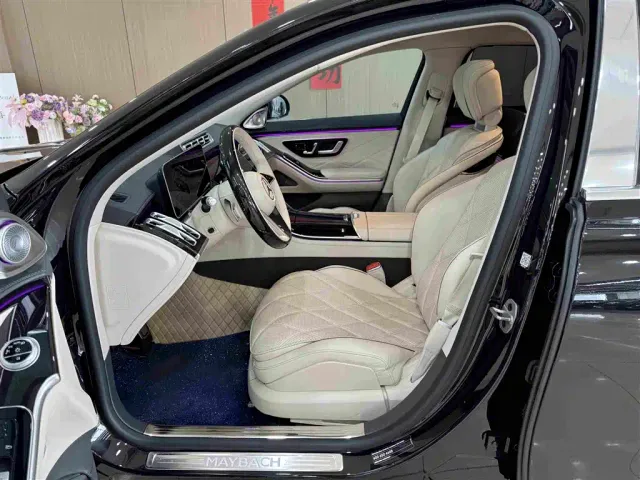 Mercedes-Benz Maybach S-Class — Фото автомобиля 22