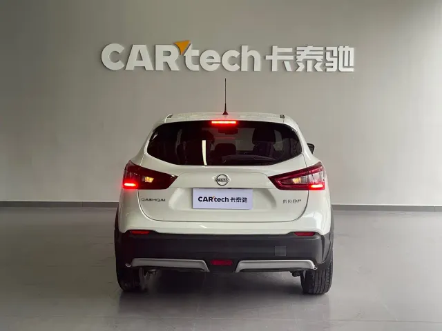 Nissan Qashqai — Фото автомобиля 5
