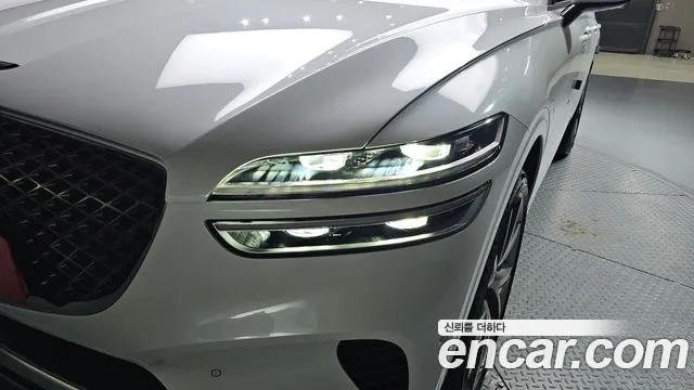 Genesis GV70 2.5T Бензин AWD — Фото автомобиля 22