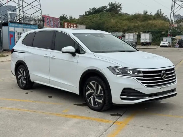 Volkswagen Viloran 2024 330TSI Luxury Edition — Фото автомобиля 3