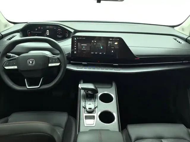 Changan CS55 Plus — Фото автомобиля 12