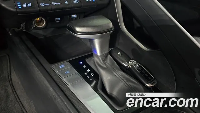 Hyundai AVANTE Avante (CN7) — Фото автомобиля 9