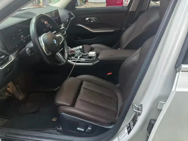 BMW 3 Series — Фото автомобиля 5