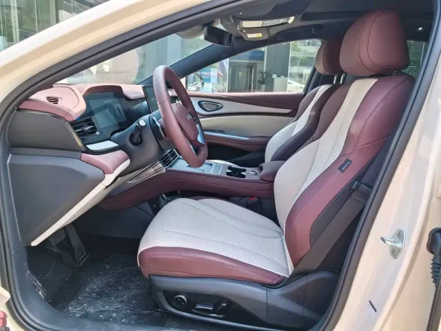 BYD Seal 07 DM-i — Фото автомобиля 5
