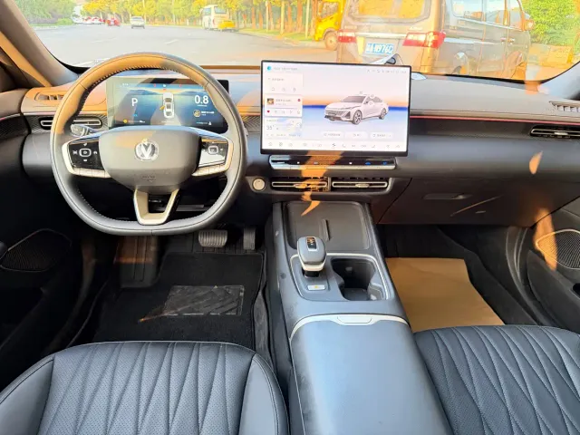 Changan Eado — Фото автомобиля 9