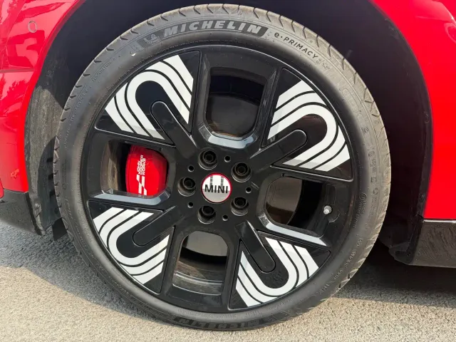 MINI John Cooper Works — Фото автомобиля 7