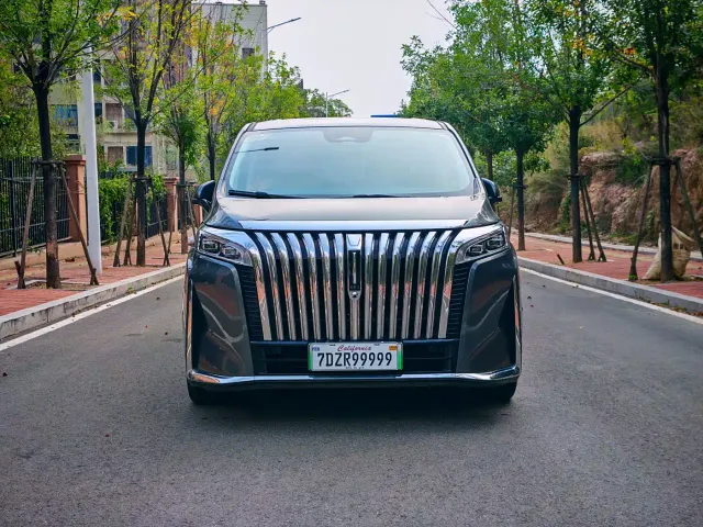 Wey Alpine — Фото автомобиля 2