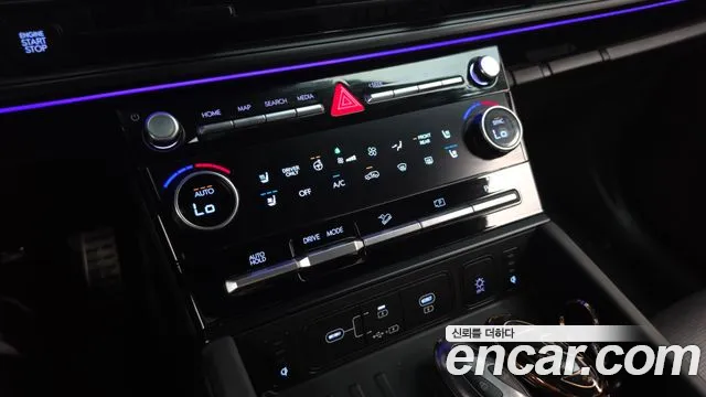 Hyundai Santafe — Фото автомобиля 28