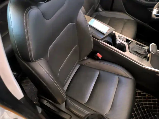 Geely Emgrand — Фото автомобиля 24