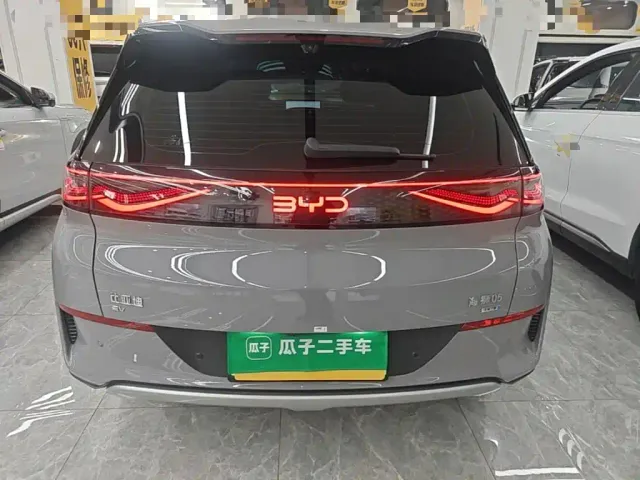 BYD Sealion 05 EV — Фото автомобиля 5