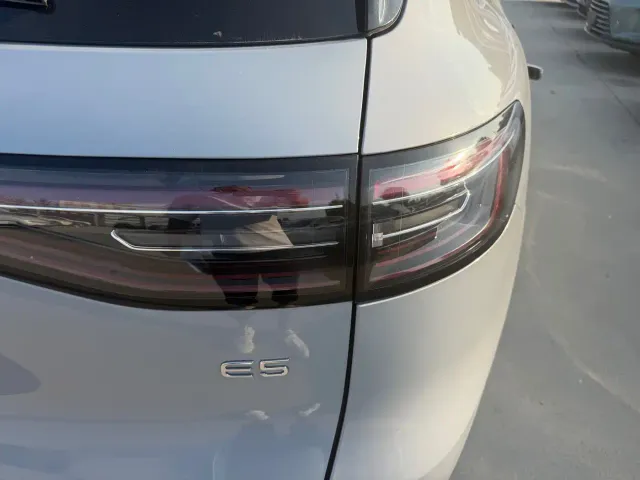 Geely Galaxy E5 — Фото автомобиля 12