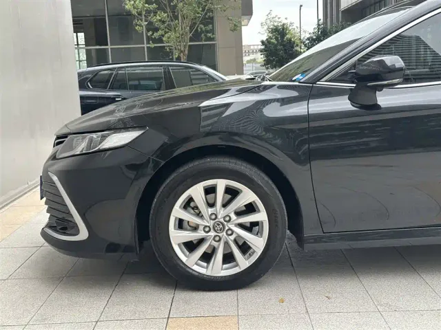Toyota Camry — Фото автомобиля 5