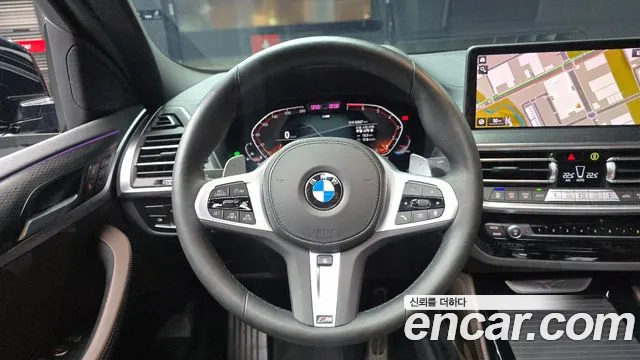 BMW X4 xDrive20i M Sport — Фото автомобиля 13