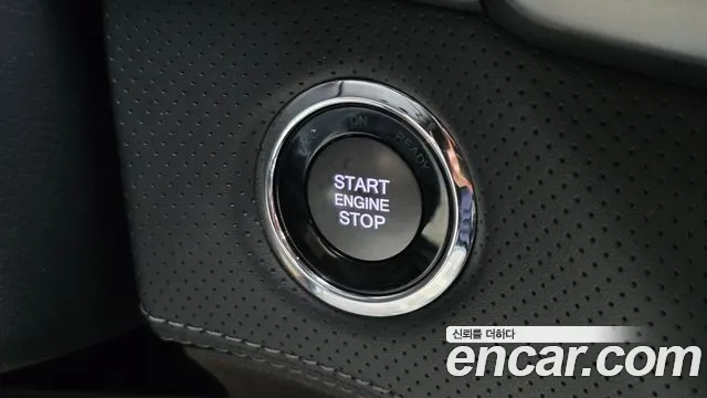 KG_Mobility_Ssangyong Rexton Новый Rexton Sport Дизель 2.2 4WD — Фото автомобиля 14