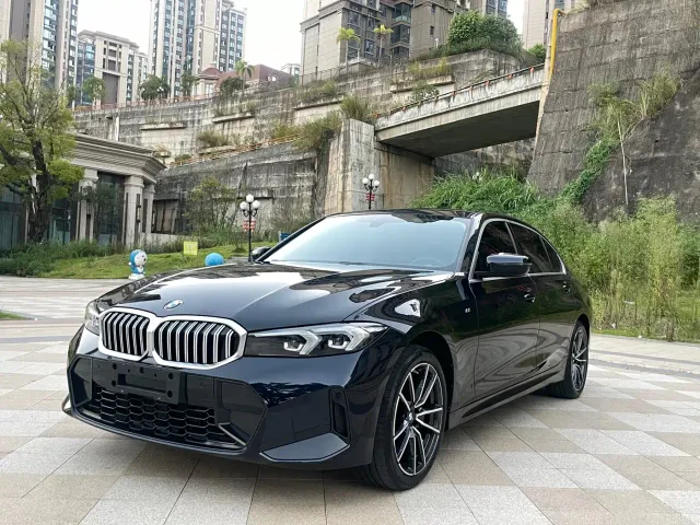 Фотография автомобиля — BMW 3 Series