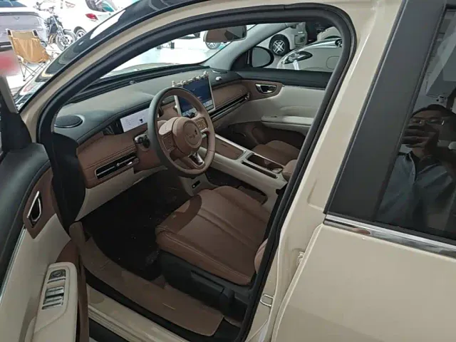 Wuling Bingo S — Фото автомобиля 14