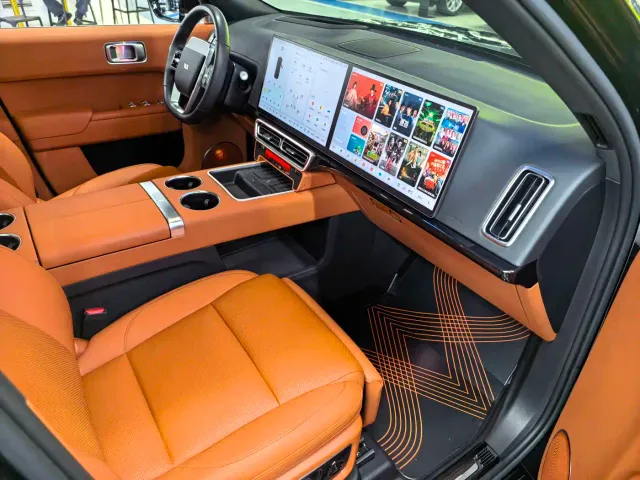 Li Auto L8 — Фото автомобиля 5