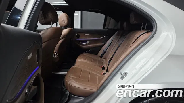 Mercedes-Benz E-Class W213 — Фото автомобиля 18