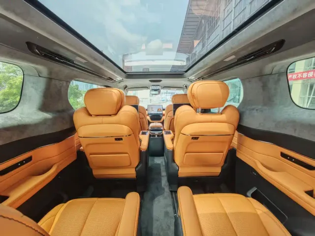 Geely Yizhen L380 — Фото автомобиля 9