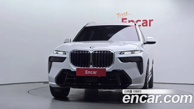 BMW X7 G07 — Фото автомобиля 3