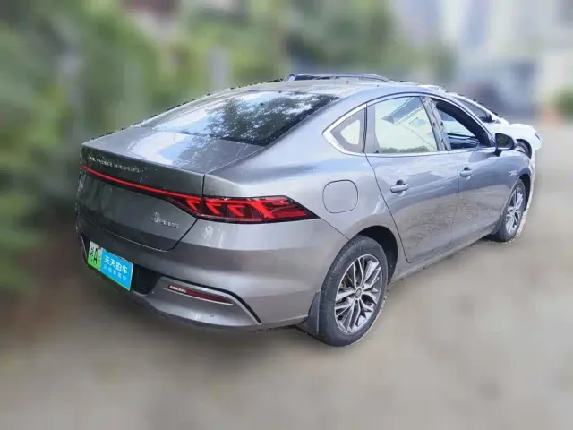 BYD Qin PLUS — Фото автомобиля 2