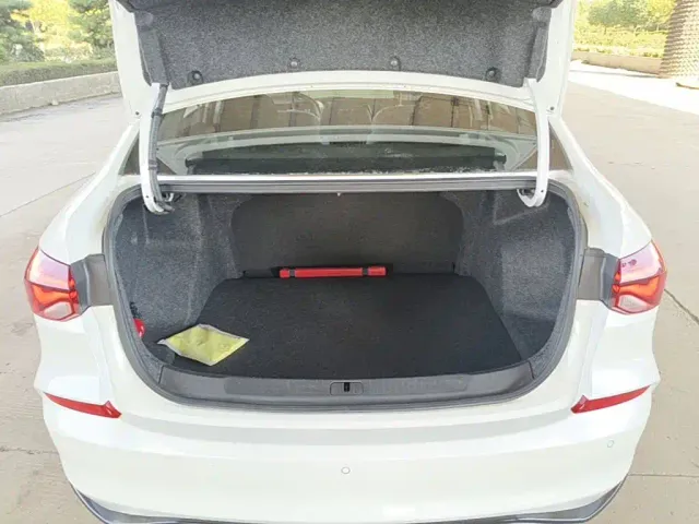 Chevrolet Monza — Фото автомобиля 18