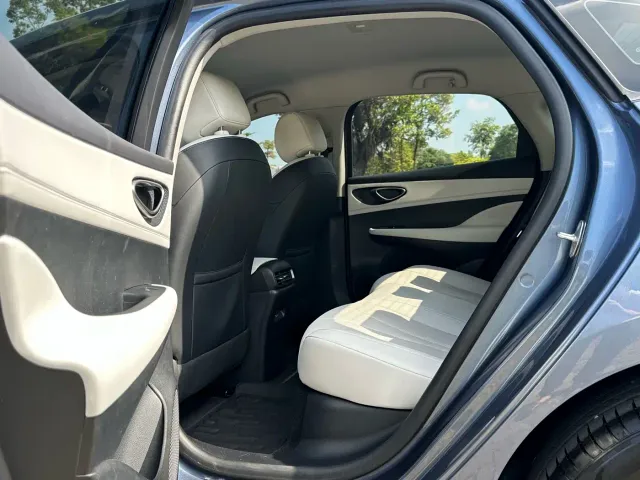 BYD Seal 05 DM-i — Фото автомобиля 10