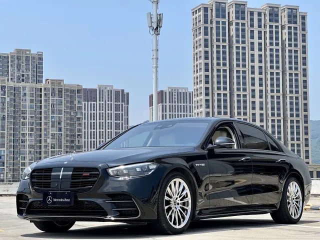 Фотография автомобиля — Mercedes-Benz S-Class