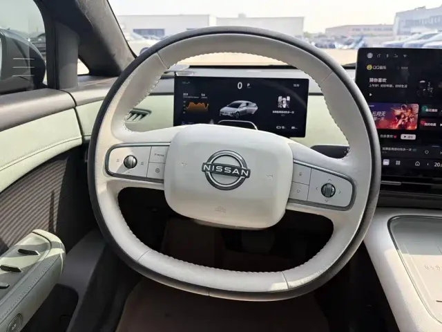 Nissan N7 — Фото автомобиля 10