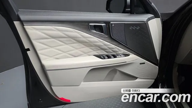 Kia K8 Hybrid — Фото автомобиля 13