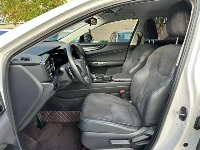 Lexus NX — Фото автомобиля 6