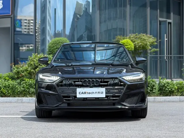 Audi A7L — Фото автомобиля 2