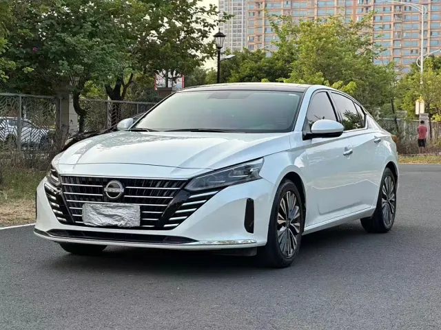 Фотография автомобиля — Nissan Teana