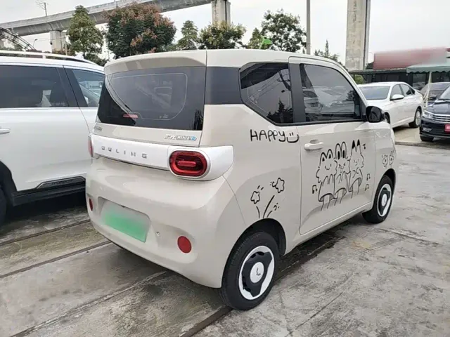 Wuling Hongguang Mini EV — Фото автомобиля 6