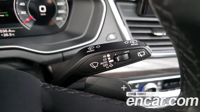 Audi Q5 45 TFSI quattro Premium — Фото автомобиля 30