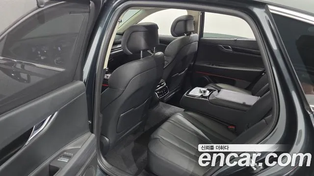 Genesis G80 Бензин 3.5 турбо AWD — Фото автомобиля 11