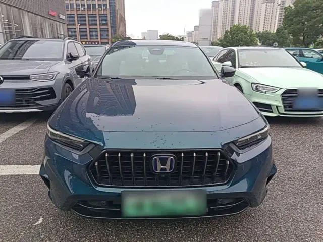 Honda Inspire Hybrid — Фото автомобиля 2